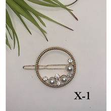 Load image into Gallery viewer, Gold shaped hair clips with pearls and rhinestones 1 piece
